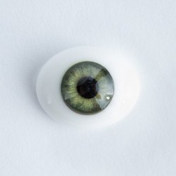 YEUX EN VERRE VERT