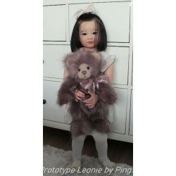 Kit reborn Toddler LEONIE (32') de Ping LAU