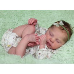 Kit ELSIE ANNE (19') en pré-order de Doris Moyers Hornbogen