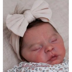 Kit ELSIE ANNE (19') en pré-order de Doris Moyers Hornbogen